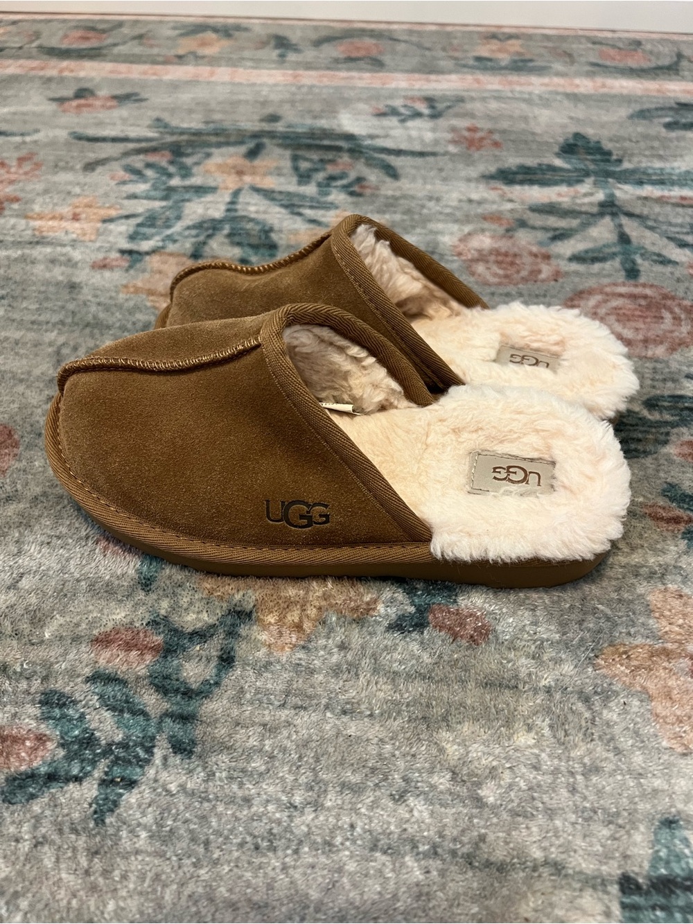 UGG Kids Chestnut Suede Shearling-Lined Slip-On Slippers